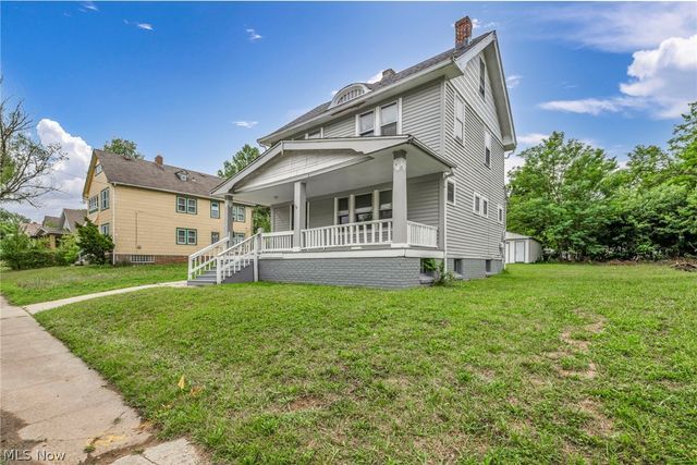 11312 Dove Avenue, Cleveland, OH 44105