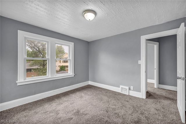 11312 Dove Avenue, Cleveland, OH 44105