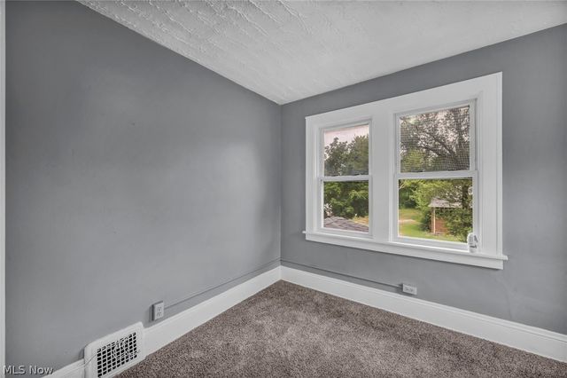 11312 Dove Avenue, Cleveland, OH 44105