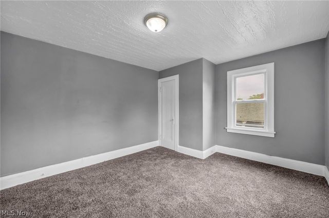 11312 Dove Avenue, Cleveland, OH 44105