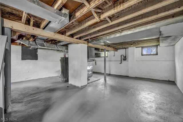 11312 Dove Avenue, Cleveland, OH 44105