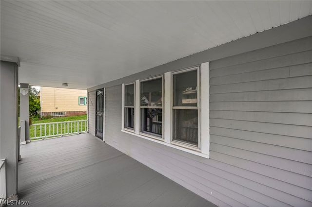 11312 Dove Avenue, Cleveland, OH 44105