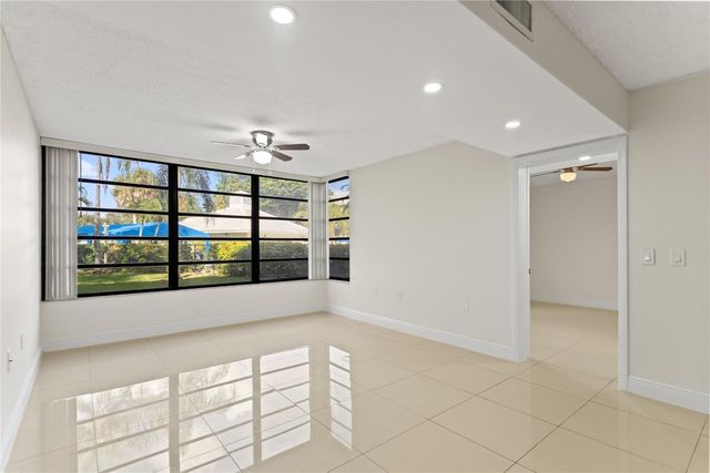 1719 Whitehall Drive 104, Davie, FL 33324