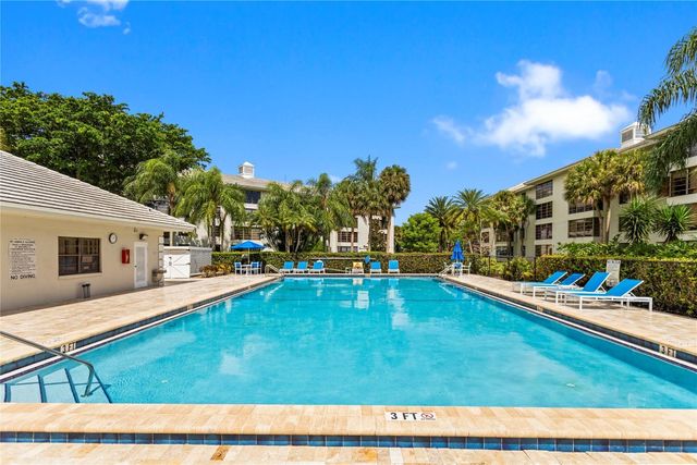 1719 Whitehall Drive 104, Davie, FL 33324