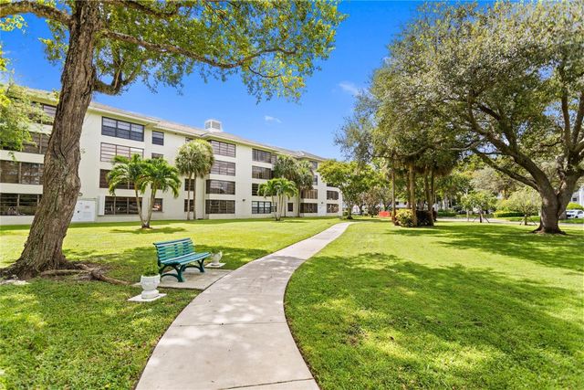 1719 Whitehall Drive 104, Davie, FL 33324