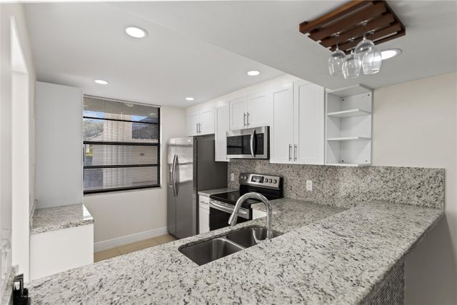 1719 Whitehall Drive 104, Davie, FL 33324