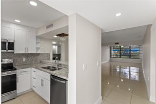 1719 Whitehall Drive 104, Davie, FL 33324