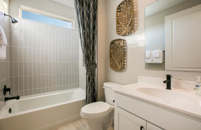 121 Mountaingem, Santa Fe, NM 87508