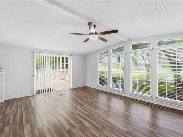 117 River Boat Bend, Dayton, TX 77535