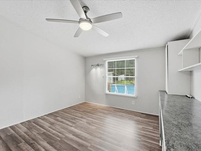 117 River Boat Bend, Dayton, TX 77535