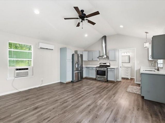 117 River Boat Bend, Dayton, TX 77535