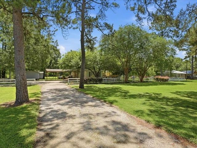 117 River Boat Bend, Dayton, TX 77535