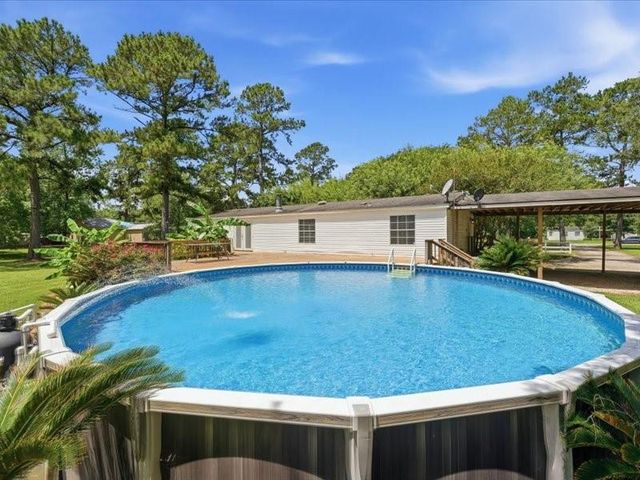 117 River Boat Bend, Dayton, TX 77535