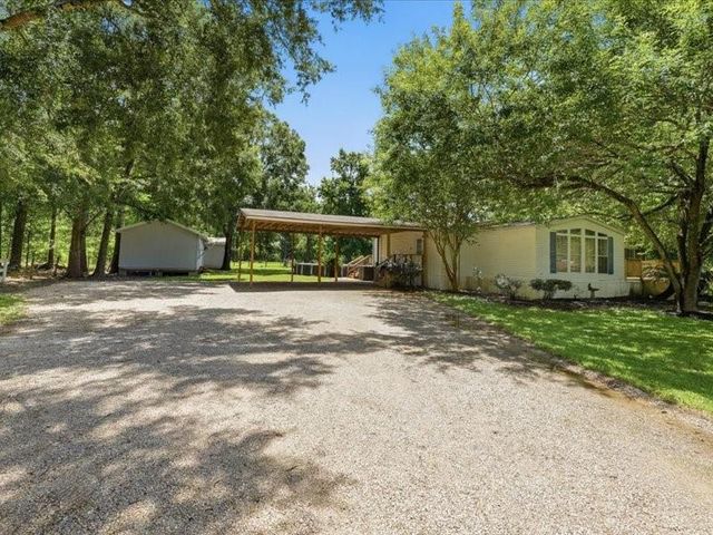117 River Boat Bend, Dayton, TX 77535
