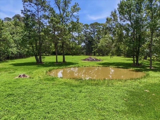 117 River Boat Bend, Dayton, TX 77535