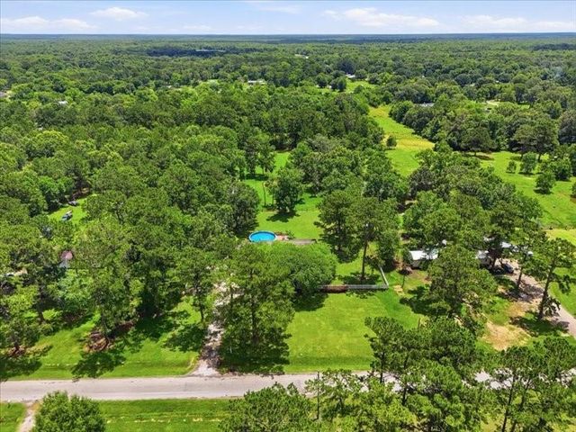 117 River Boat Bend, Dayton, TX 77535