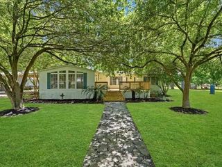 117 River Boat Bend, Dayton, TX 77535