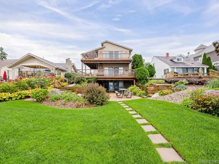 7830 Barnsbury Road, West Bloomfield Charter Township, MI 48324