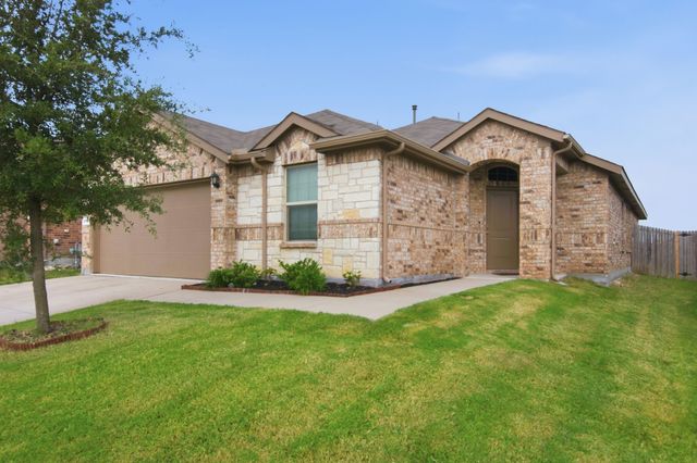 9736 Snowbell Lane, Fort Worth, TX 76036