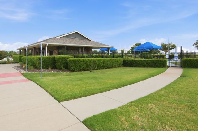 9736 Snowbell Lane, Fort Worth, TX 76036