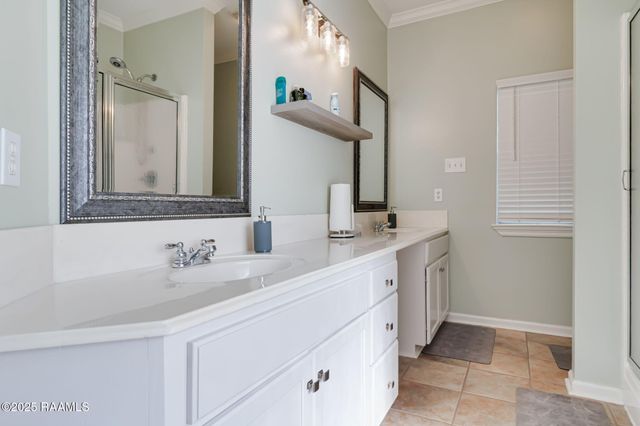 141 Kingspointe Circle, Lafayette, LA 70508