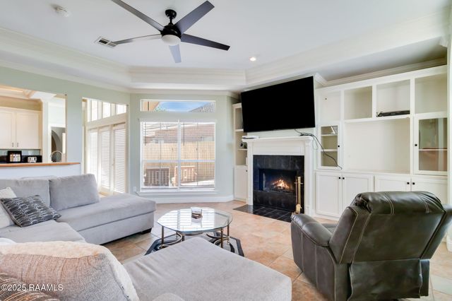 141 Kingspointe Circle, Lafayette, LA 70508