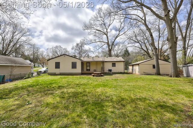 575 S Briarvale Drive, Auburn Hills, MI 48326