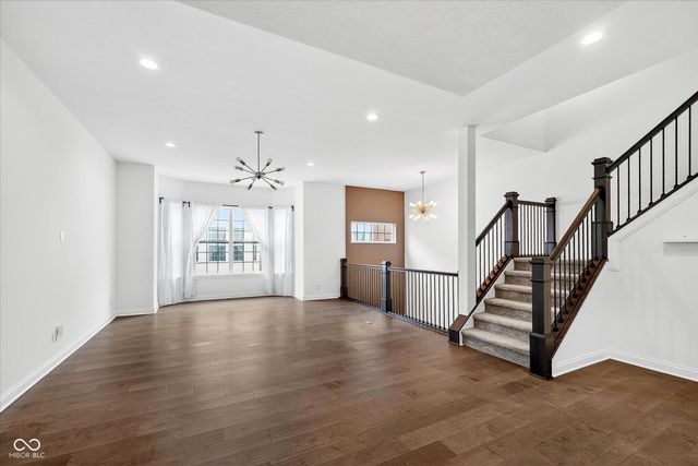 856 S Park Trail Drive, Carmel, IN 46032