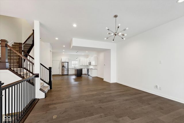 856 S Park Trail Drive, Carmel, IN 46032