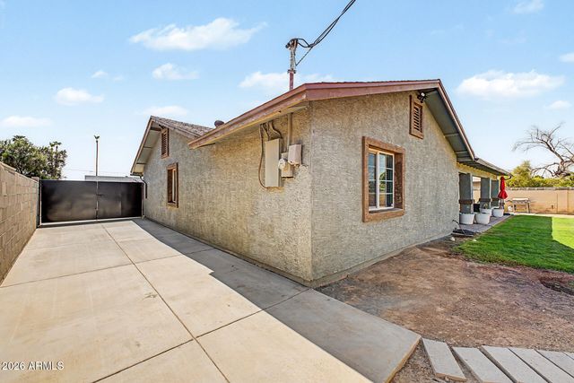 6228 W PIERSON Street, Phoenix, AZ 85033