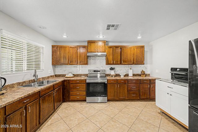 6228 W PIERSON Street, Phoenix, AZ 85033