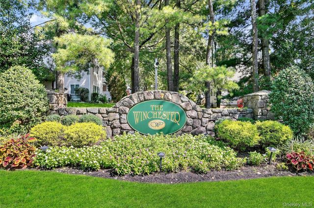 19 Pondview Lane 19, Yonkers, NY 10710