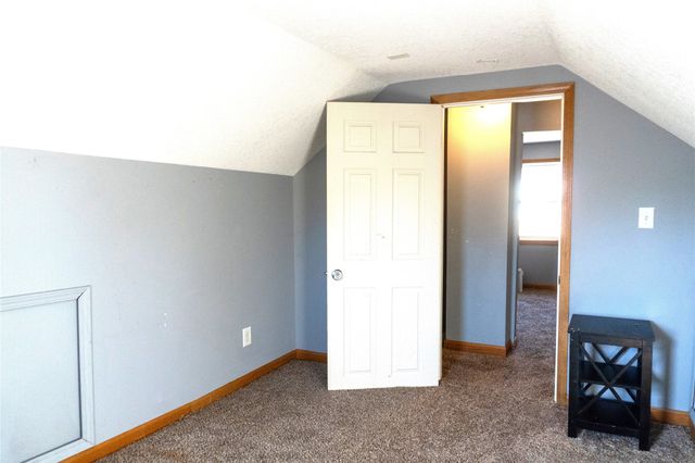 824 E 22nd Court, Des Moines, IA 50317