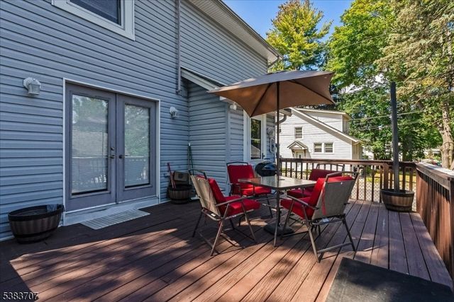 8 John St, Montville Twp., NJ 07058