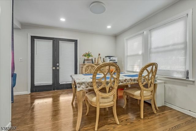 8 John St, Montville Twp., NJ 07058