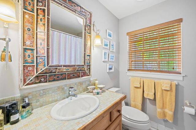 3951 SW 56th Ct, Fort Lauderdale, FL 33312