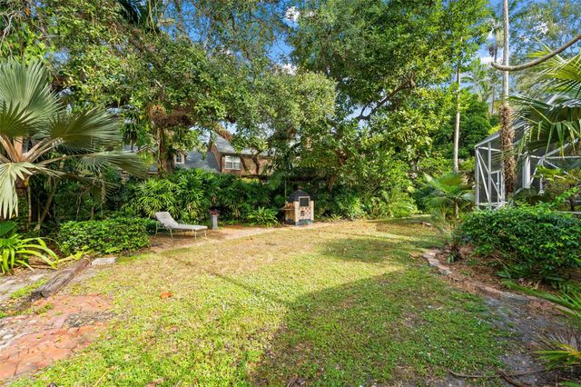 3951 SW 56th Ct, Fort Lauderdale, FL 33312