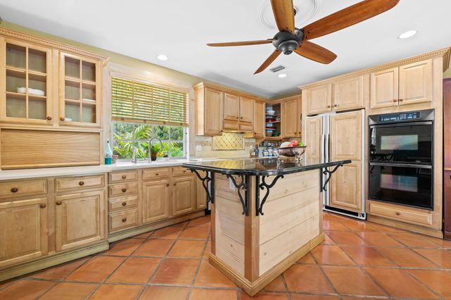 3951 SW 56th Ct, Fort Lauderdale, FL 33312