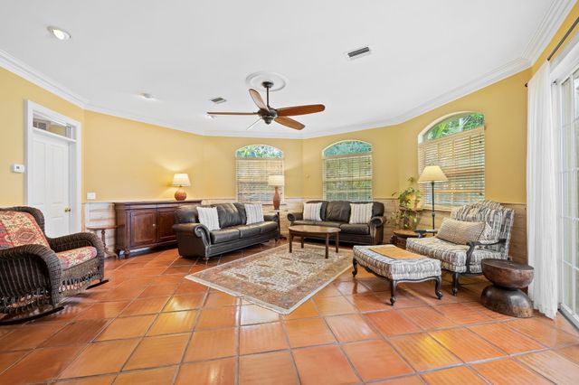 3951 SW 56th Ct, Fort Lauderdale, FL 33312