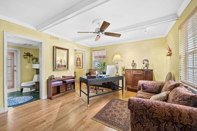 3951 SW 56th Ct, Fort Lauderdale, FL 33312