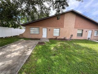 610 SE 13th CT A, Cape Coral, FL 33990