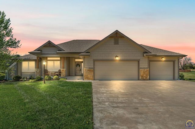 3430 NW 34th CIR, Topeka, KS 66618