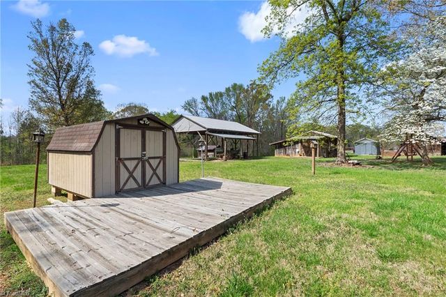 9188 NC HIGHWAY 8, Lexington, NC 27292
