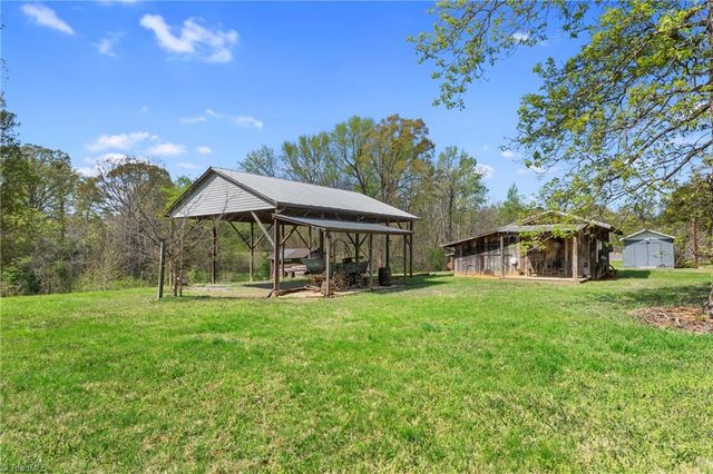 9188 NC HIGHWAY 8, Lexington, NC 27292