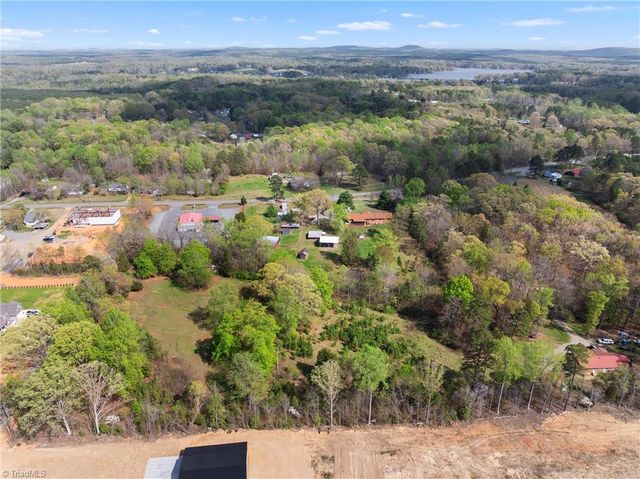 9188 NC HIGHWAY 8, Lexington, NC 27292