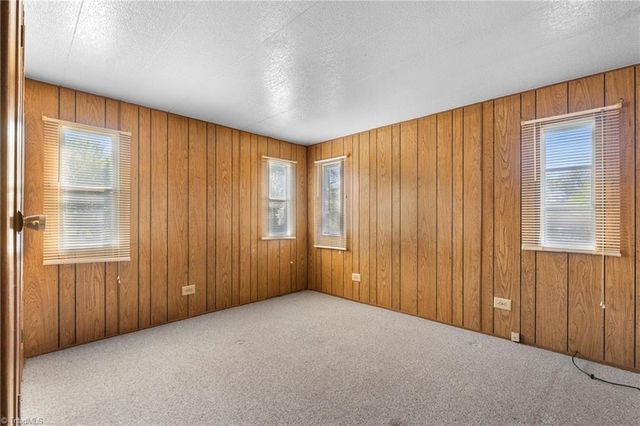 9188 NC HIGHWAY 8, Lexington, NC 27292