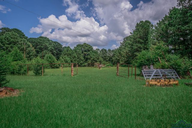 2175 E CR 186, Kilgore, TX 75662