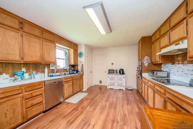 2175 E CR 186, Kilgore, TX 75662