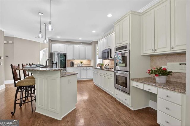 3014 Bradshaw Club Drive, Woodstock, GA 30188