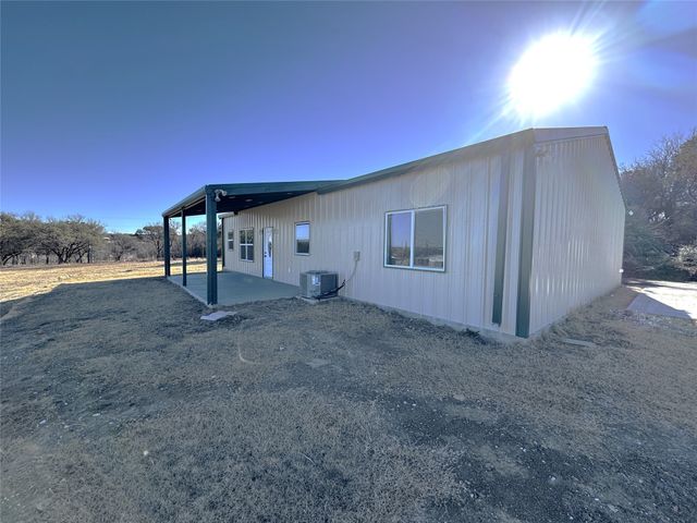 530 Lois Circle, Granbury, TX 76049